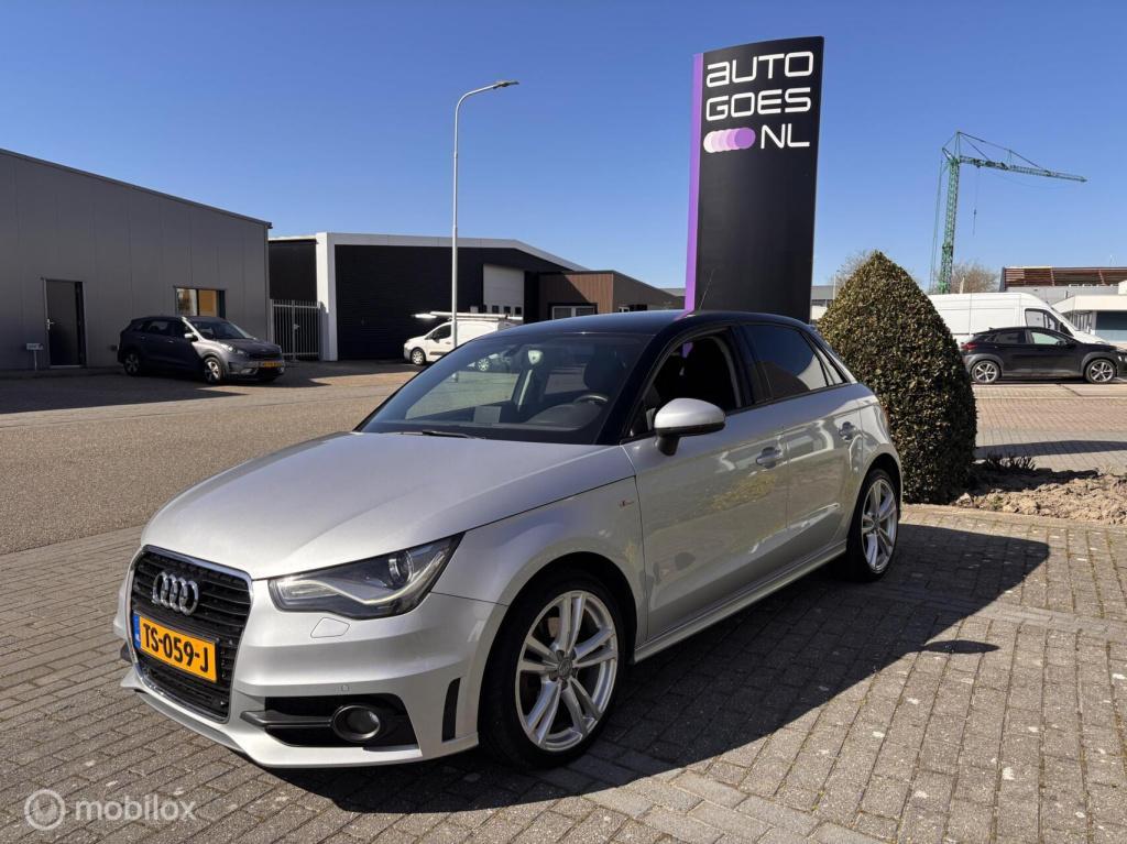 Audi A1 Sportback 1.4 tfsi pro line s-line aut/navi/xenon/stoelv.