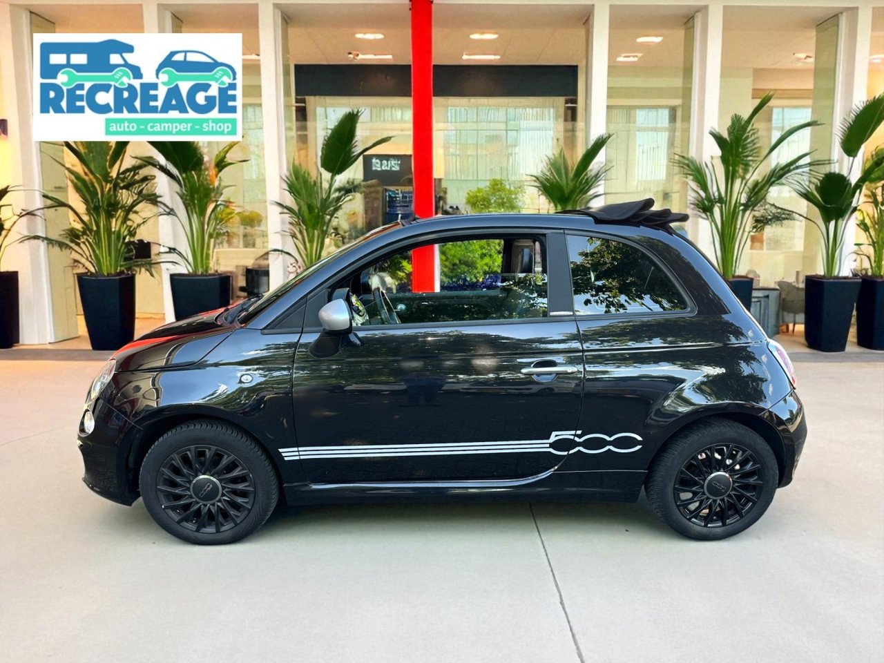 🌞 Ervaar de zon op je gezicht – stap in deze Fiat 500 Cabrio!