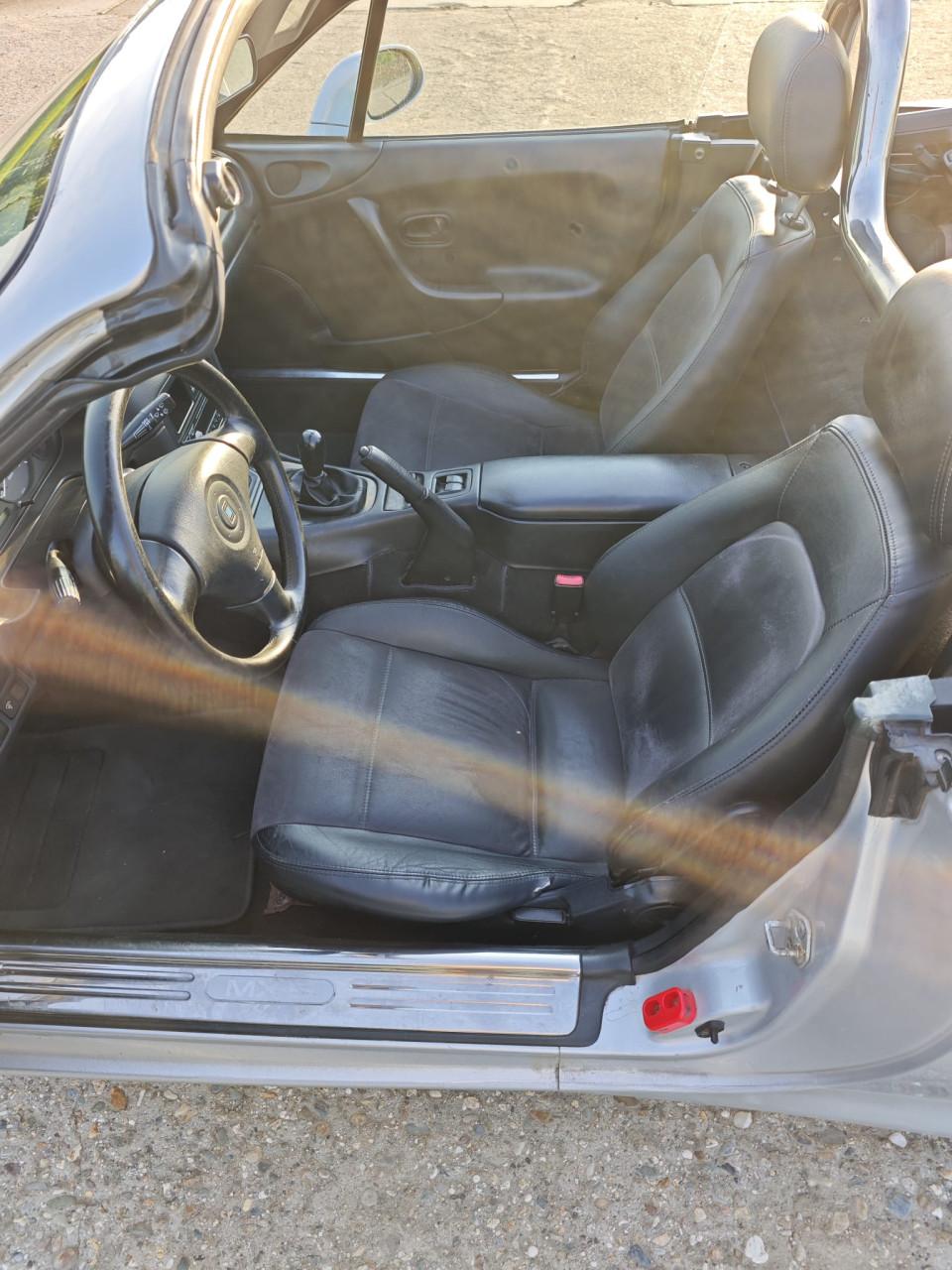 Mazda MX-5 1.6i 1999