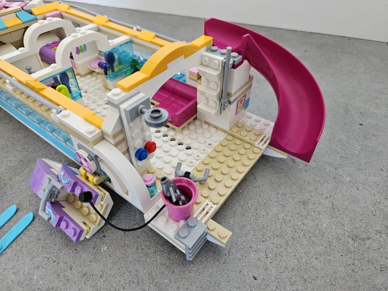 LEGO Friends 41015 - Dolfijn cruiser