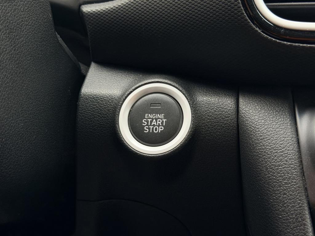 Hyundai Kona 1.6 gdi hev premium | carplay | camera | dab | cruise control 