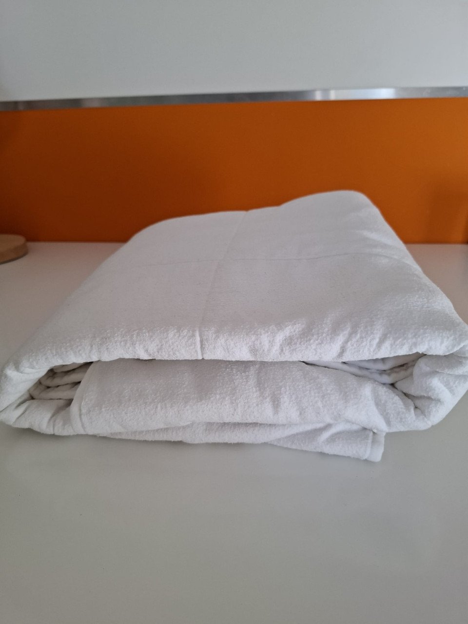 Ledikantje en commode