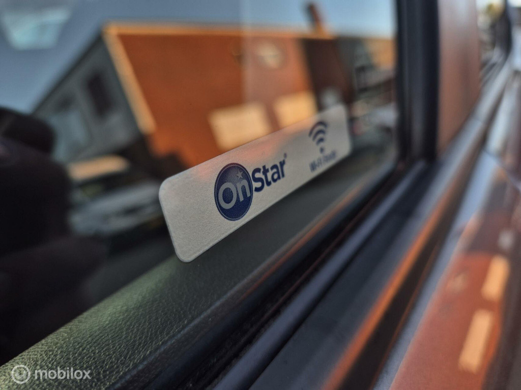 Opel Corsa 1.0 turbo / origineel nl / 5-deurs / cruisecontrol / parkeersens