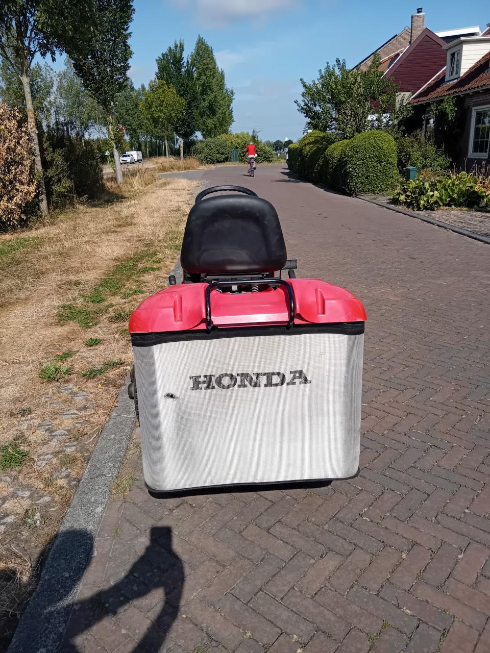 Honda 2 cilinder zitmaaier