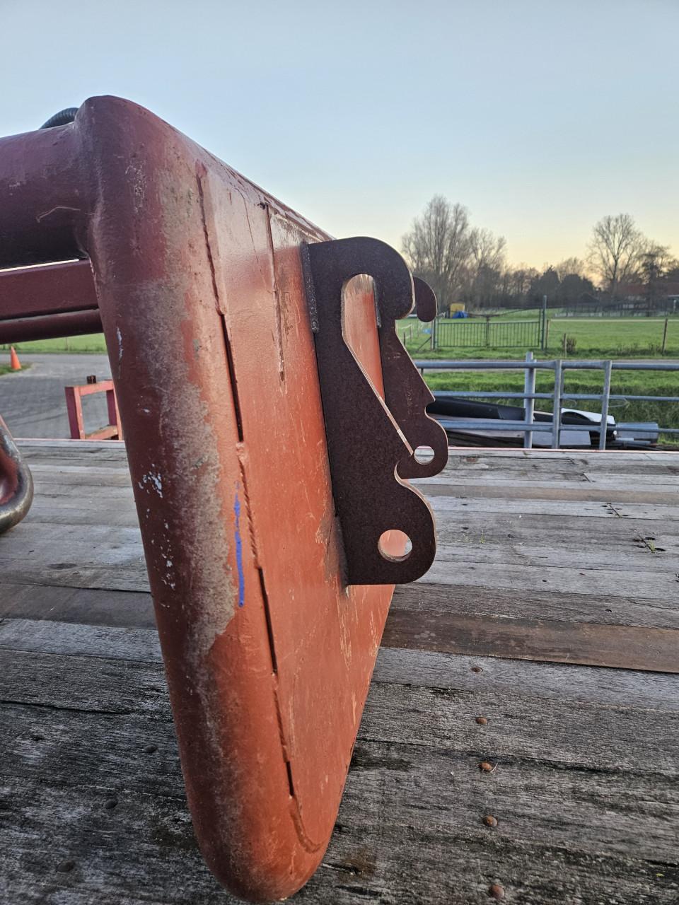 Balenklem voor wikkelbalen/pakken