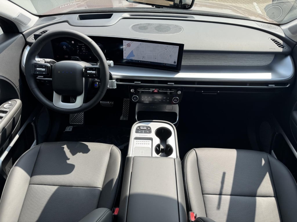 Hyundai Ioniq 9 connect+ awd 7p. 110.3 kwh nu in de showroom!