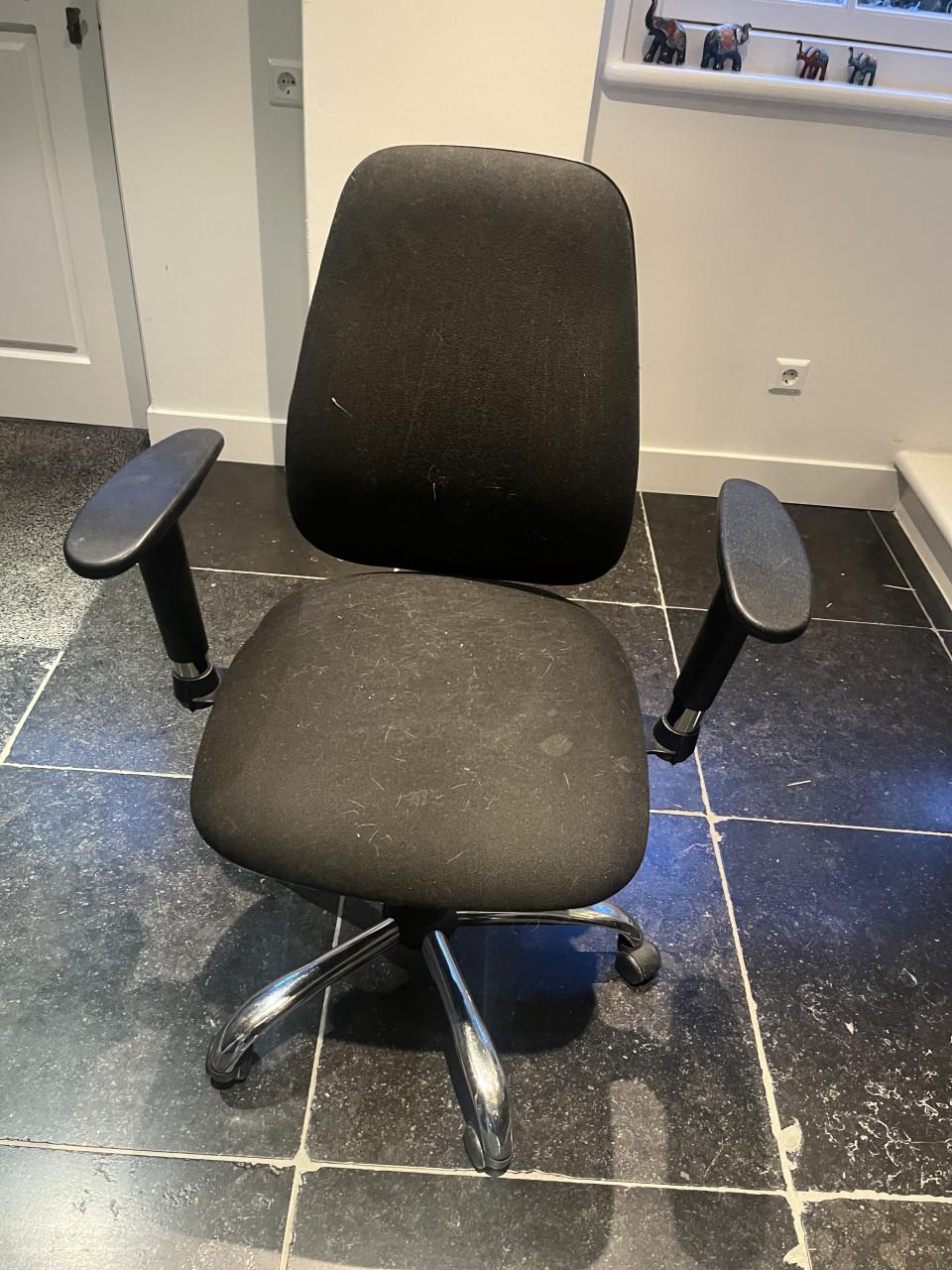 Gratis af te halen bureau stoel