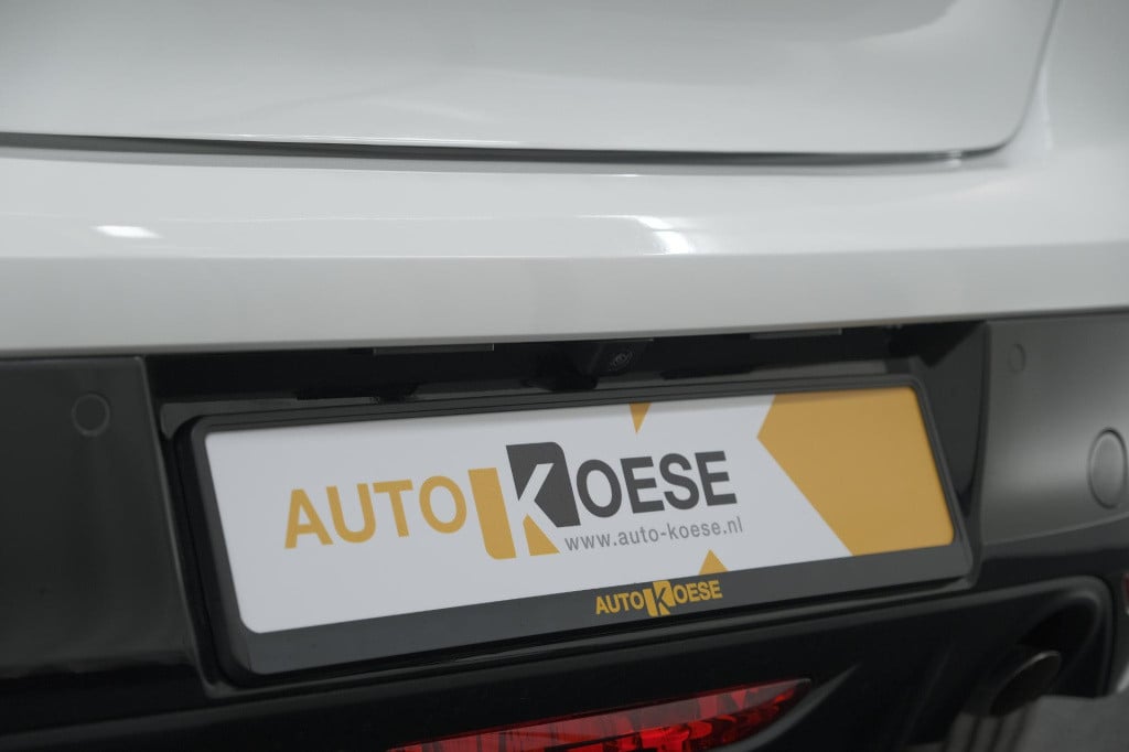 Peugeot 208 puretech 100 allure pack | camera | apple carplay | stoelverwar