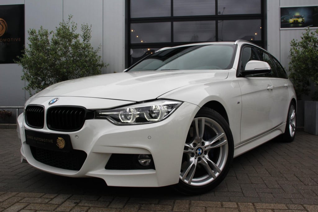 BMW 3-serie touring 318i m sport edition aut. - navi groot - adap led - pdc