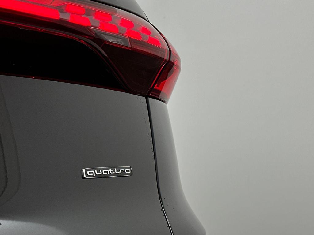 Audi Q5 sportback s edition e-hybrid 220 kw / 299 pk sportback 7 ver