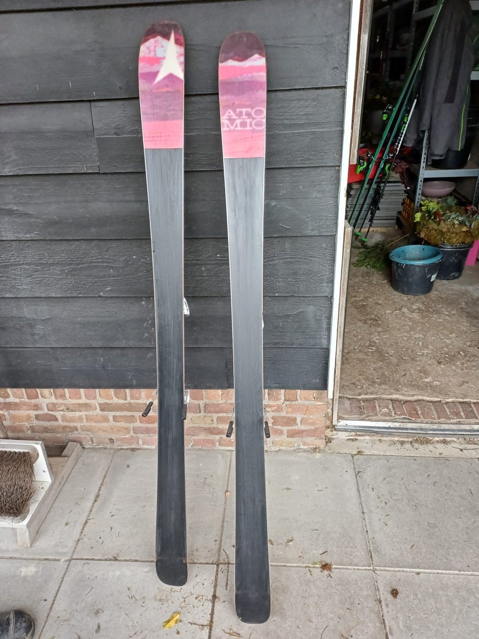 Atomic ski's