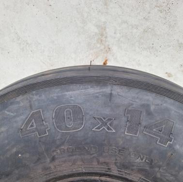 Landbouw band 40x14    28PLY