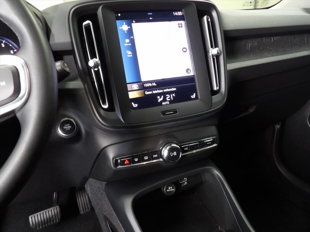 Volvo XC40 t3 163pk geartronic momentum core