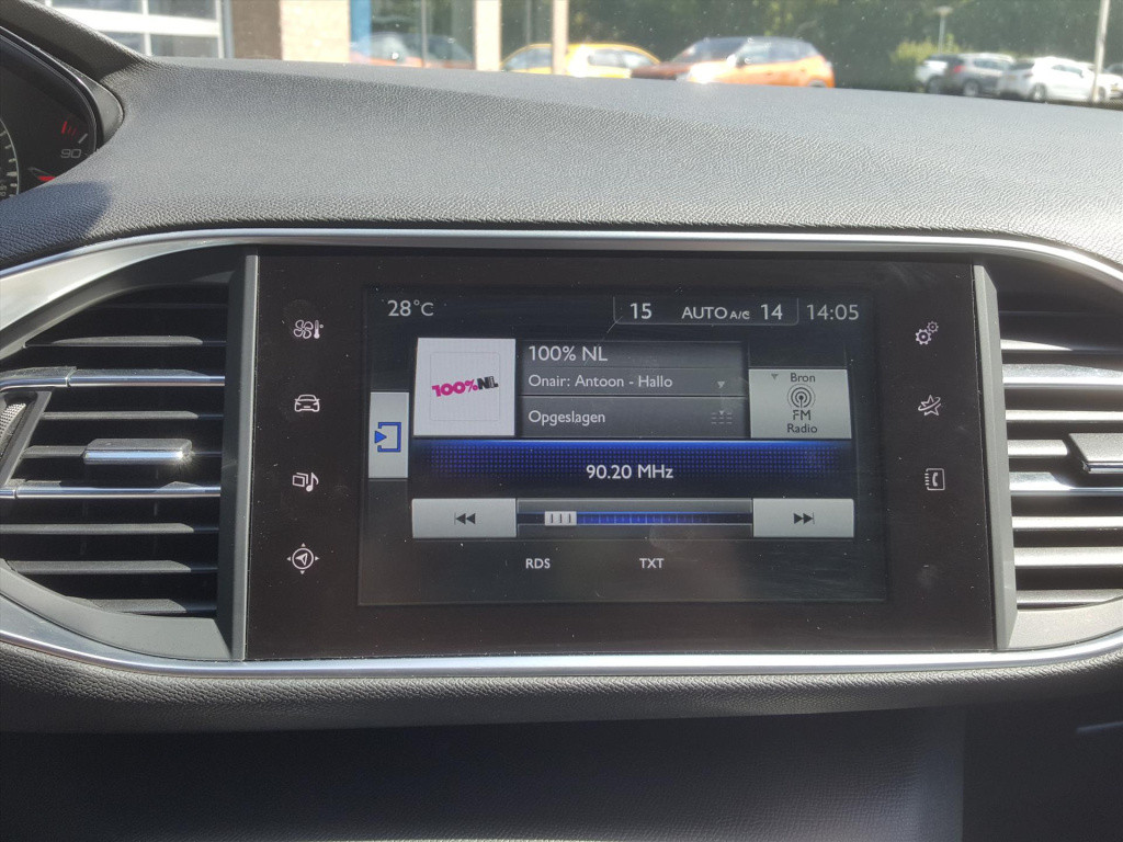 Peugeot 308 gt 1.6 turbo-205pk navigatie | full-led | alcantara | trekhaak 