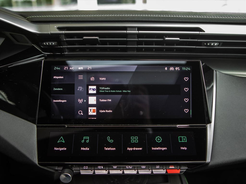 Peugeot 308 1.2 puretech 130pk gt automaat | panoramadak | acc | camera 360