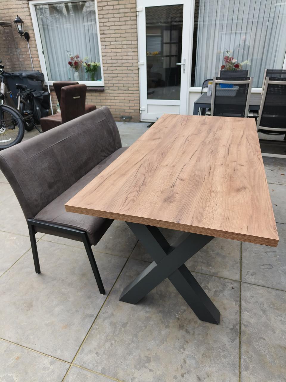 Eettafel met eetzitbank 190x90