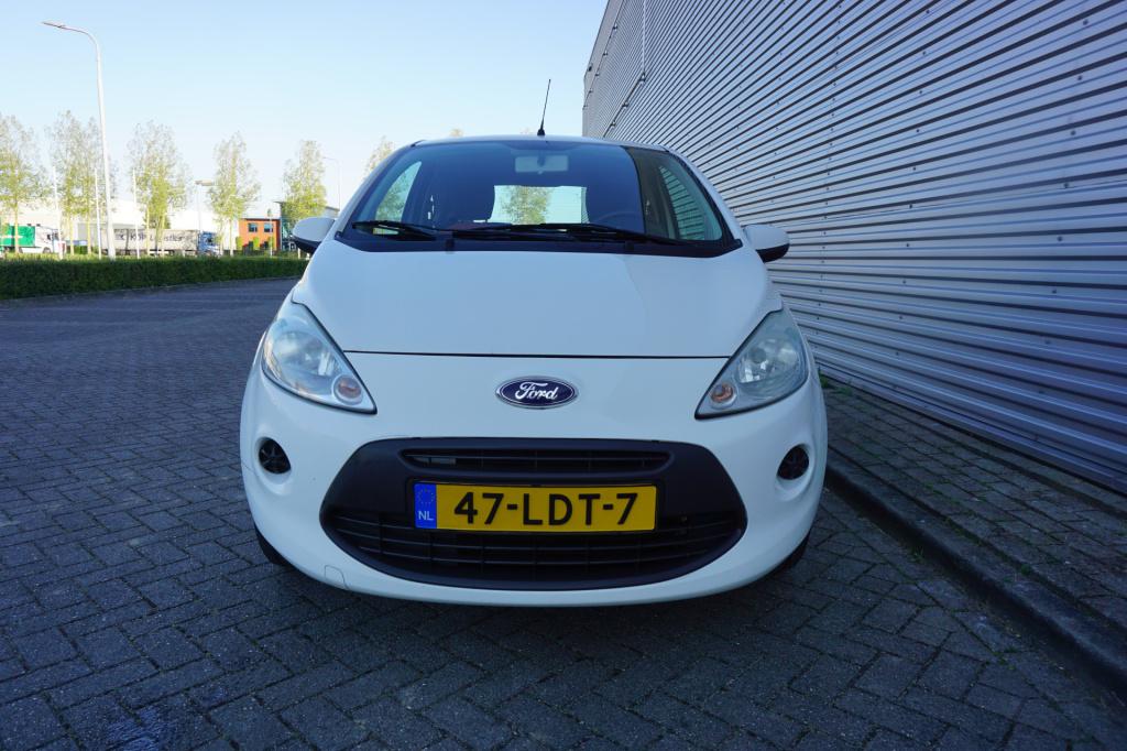 Ford KA 1.2 cool&sound airco / elektr. ramen / nap / apk t/m 04-2027