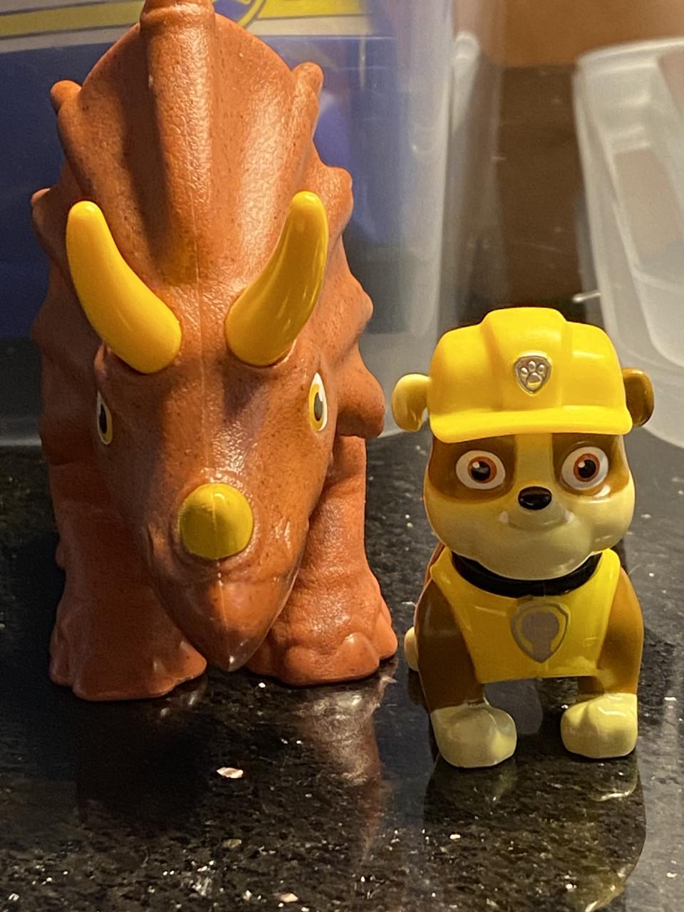 Paw Patrol rubble dino rescue