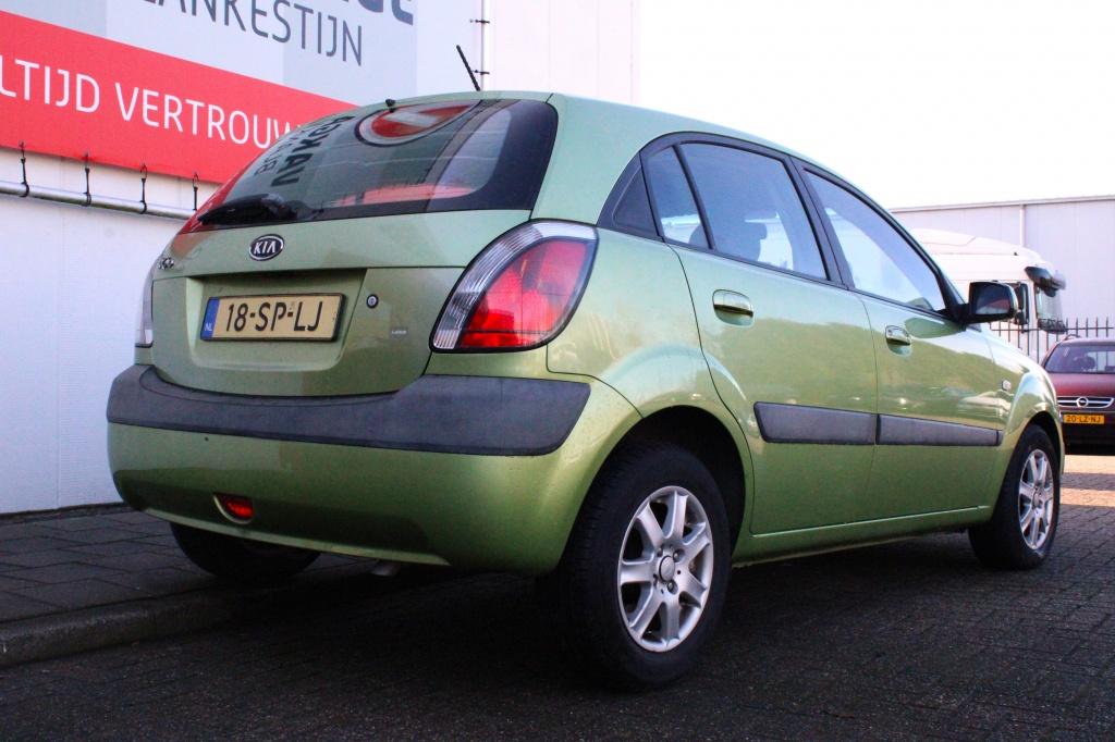Kia Rio 1.4 x-tra meeneemprijs