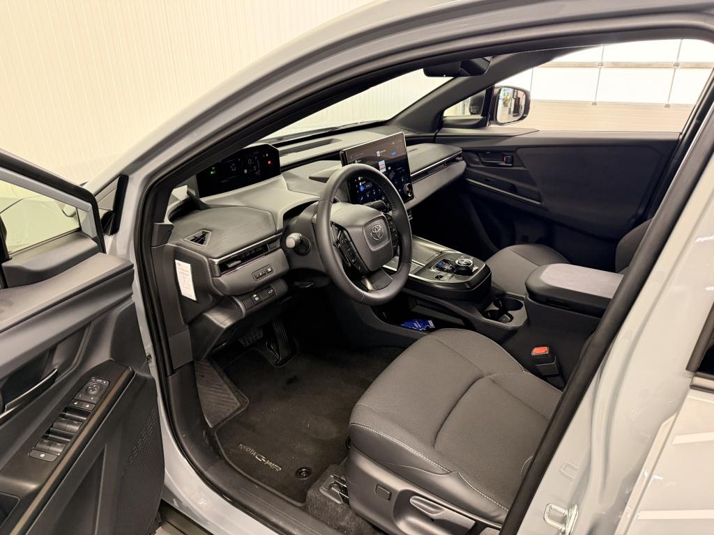Toyota C-hr+ first edition 77 kwh