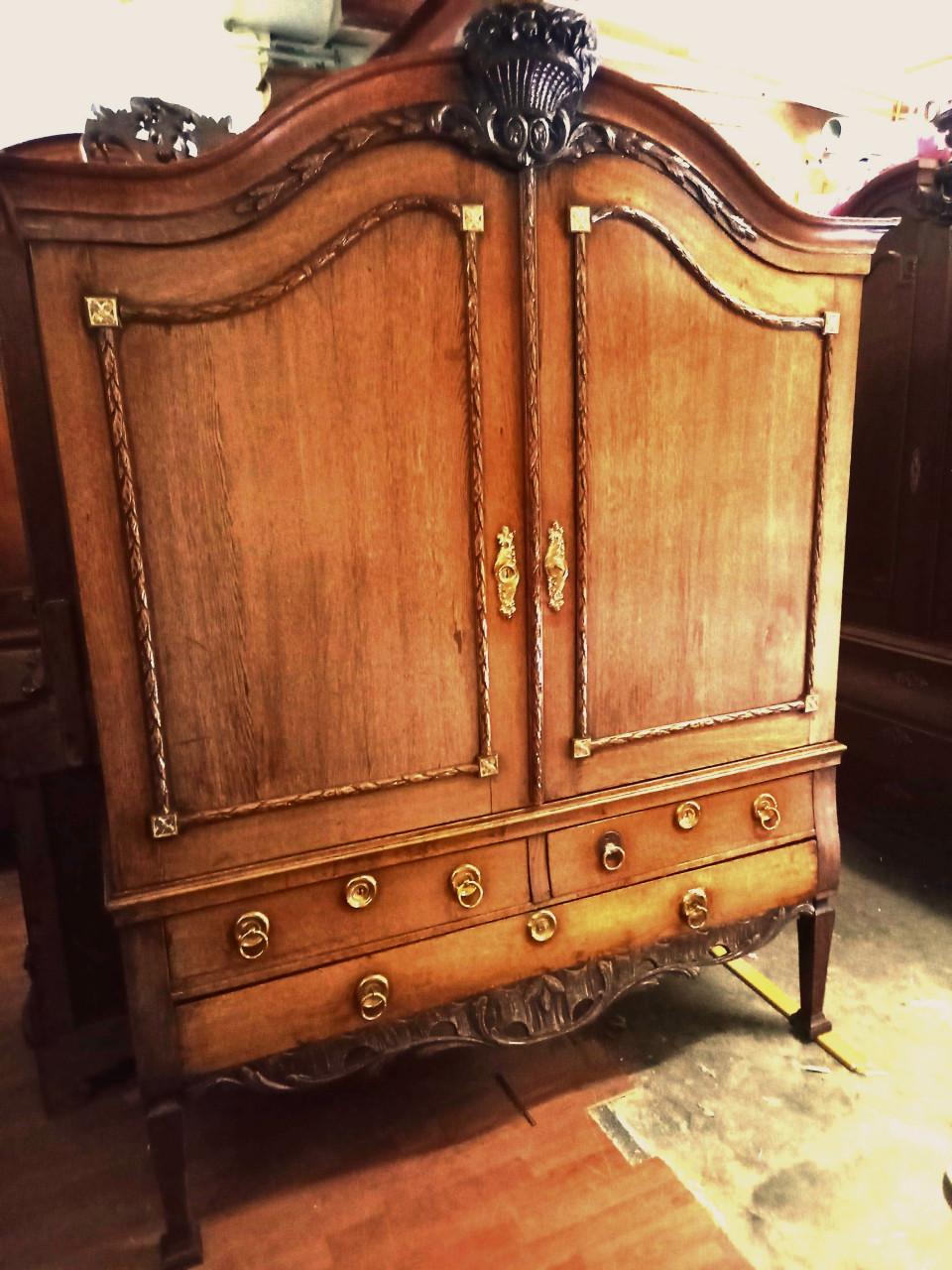 Antieke mooie gave meubels te koop