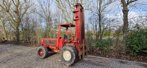 Te koop: Manitou 4 tons ruwterrein-heftruck