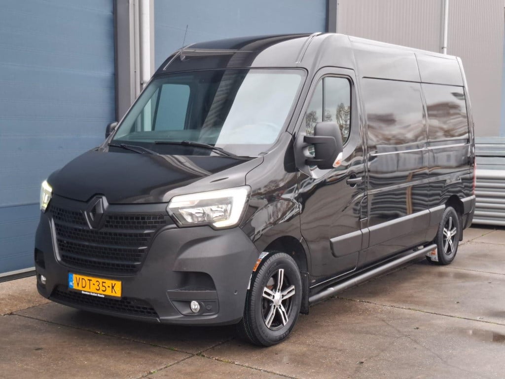Renault Master t35 2.3 dci 180 l2h2 energy airco / cruise controle / camera
