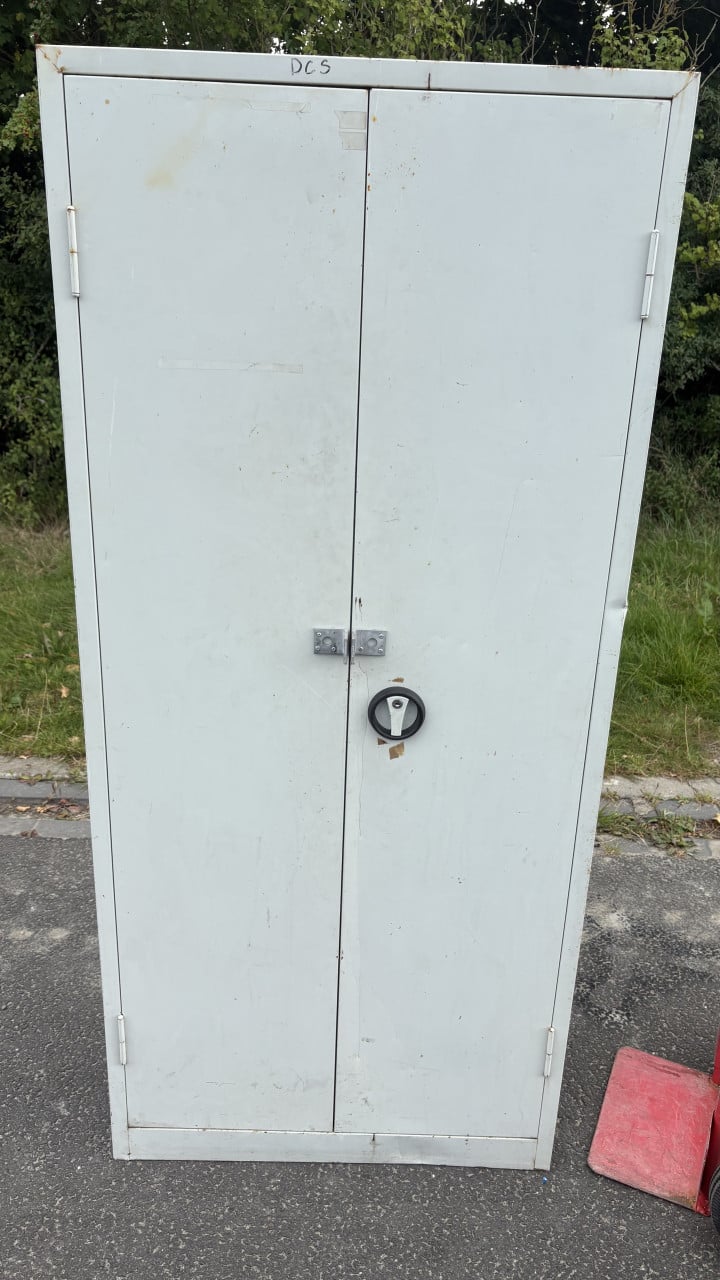 Stalenkast draaideurkast metalen kast