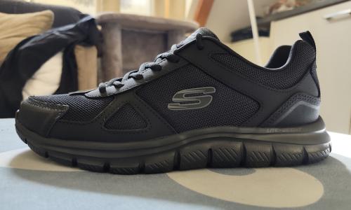 Skechers sneakers maat 41, nieuw