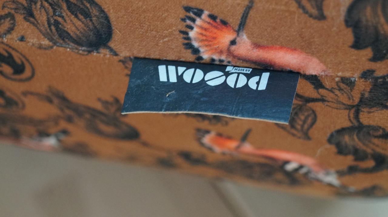 Woood poef met Fenix print.