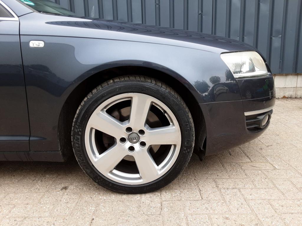 Audi A6 limousine 3.2 fsi quattro edition