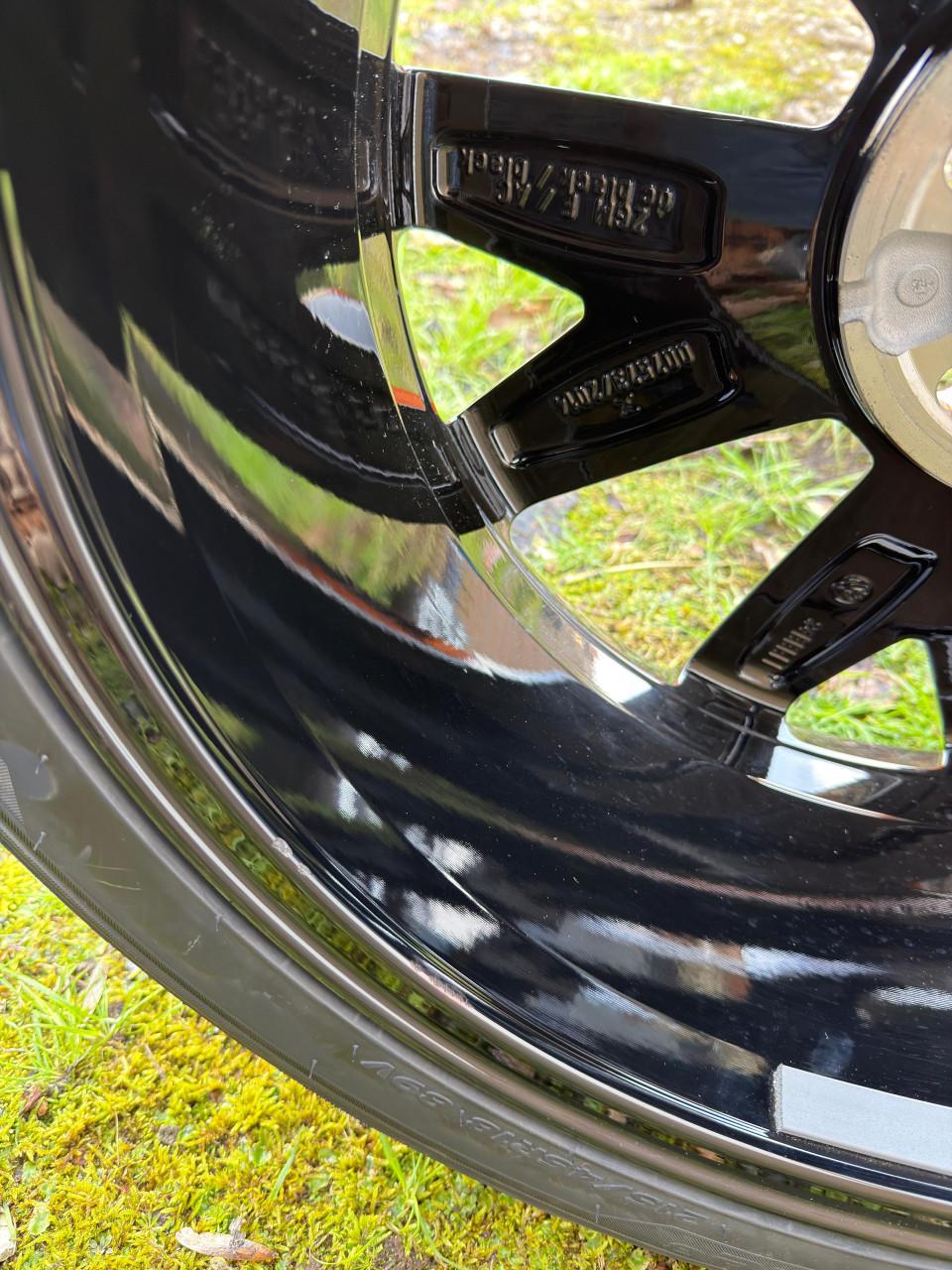 Origineel VW velgen + Hankook banden