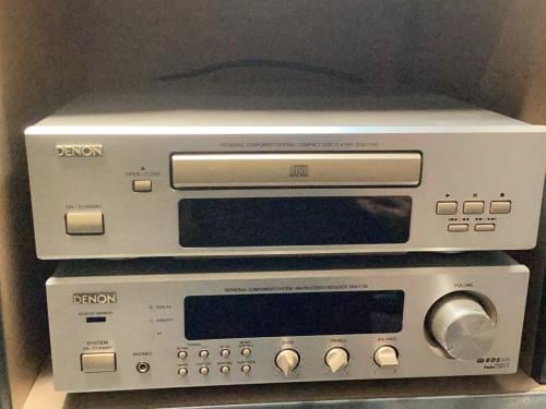 Denon receiver & Denon cd speler & 2 Denon boxen