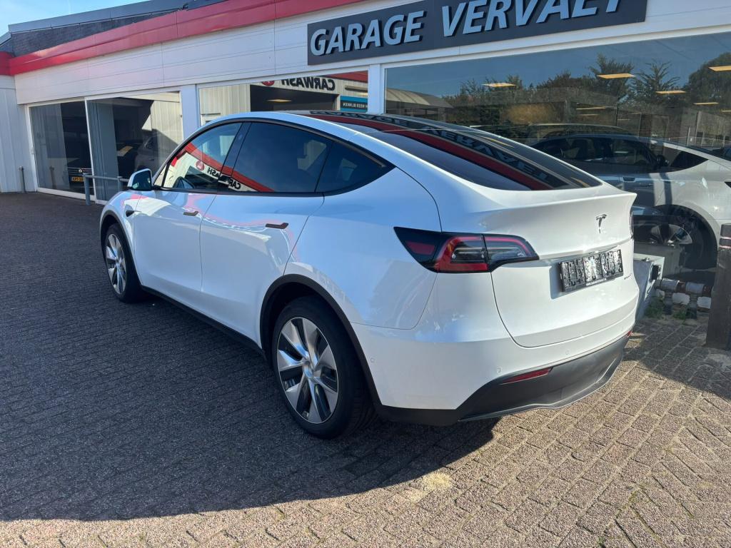 Tesla Model Y long range awd 75 kwh