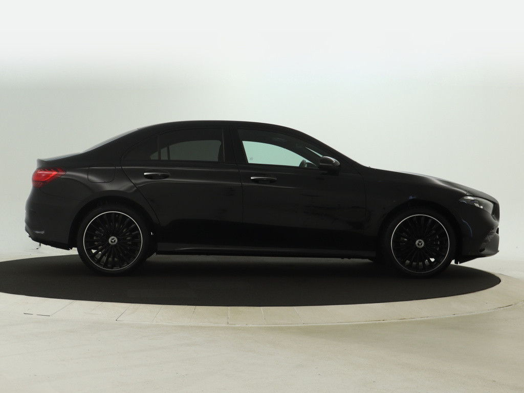 Mercedes-Benz A-Klasse 250 e amg line | amg line advanced plus | night pakk
