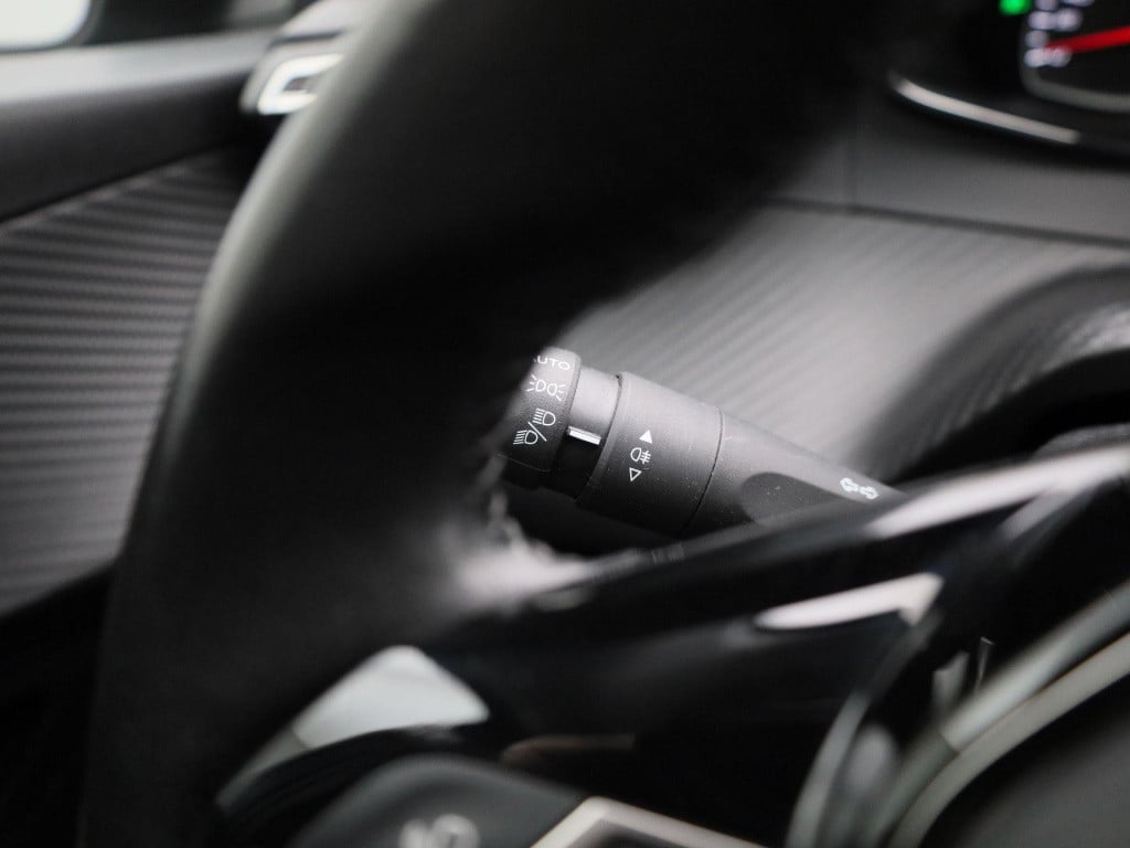 Peugeot 208 1.2 puretech active | apple carplay/android auto | airco | navi