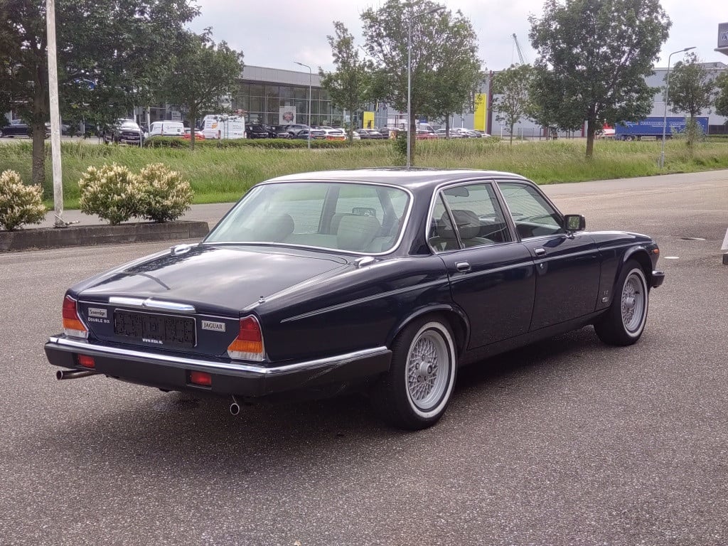 Jaguar Xj 12 serie iii