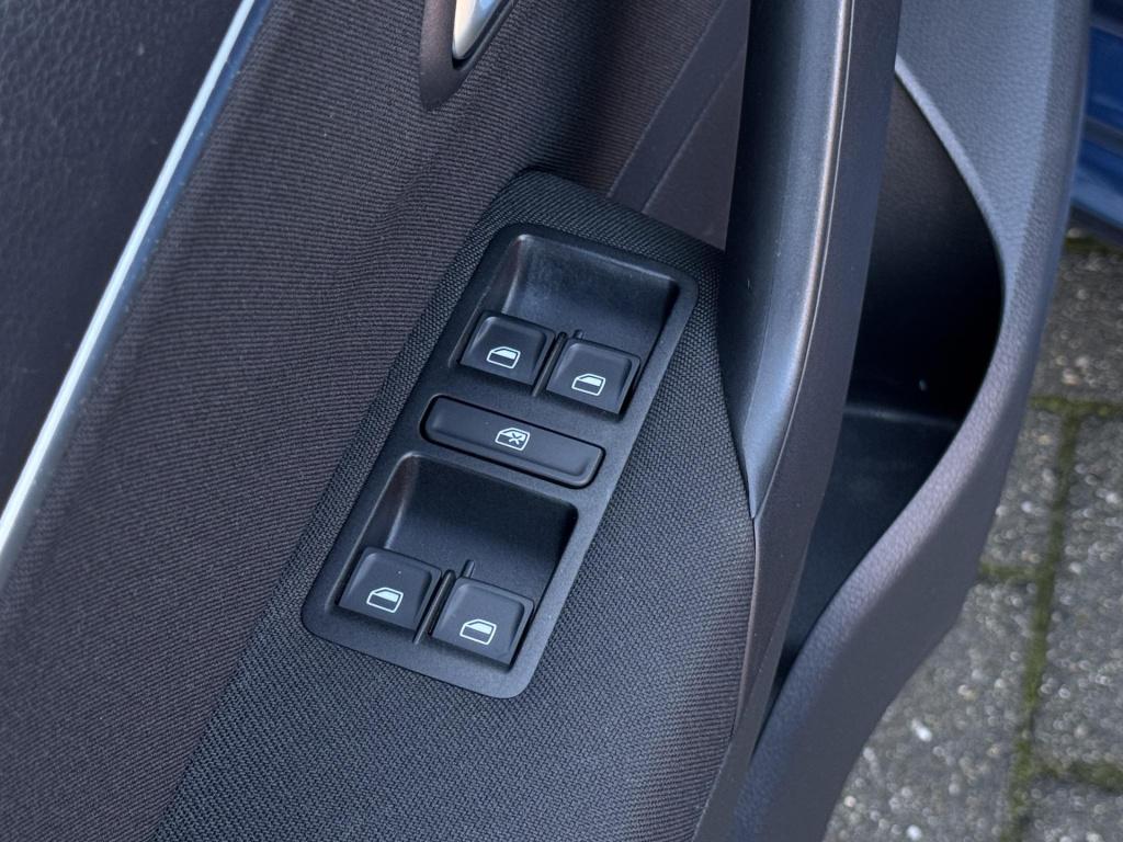 Volkswagen Polo 1.2 tsi comfortline business incl. trekhaak!