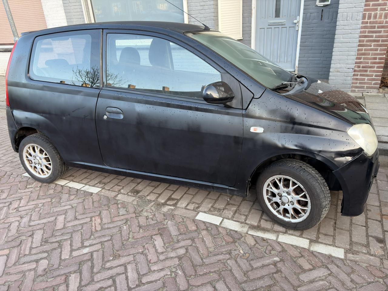 Daihatsu Cuore 1.0 3D 2007 Zwart