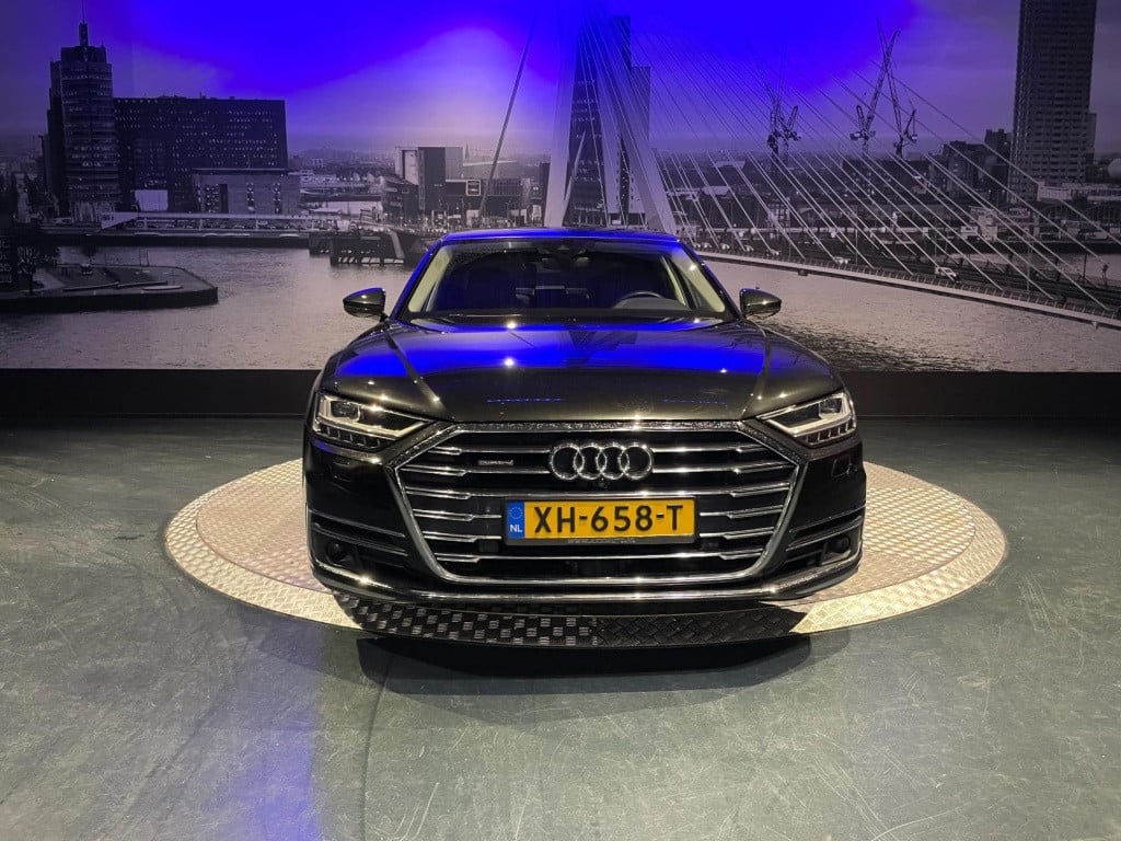 Audi A8 55 tfsi quattro pro line plus *nl-auto*