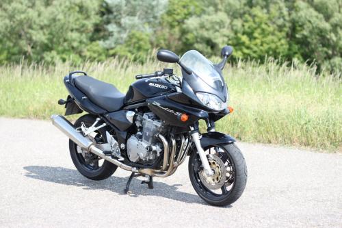 Suzuki gsf 600 s
