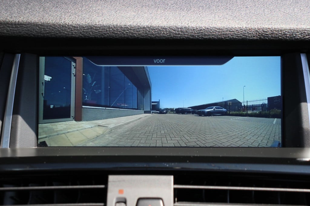 BMW X3 sdrive20i centennial high executive | m pakket | pano | leder | head