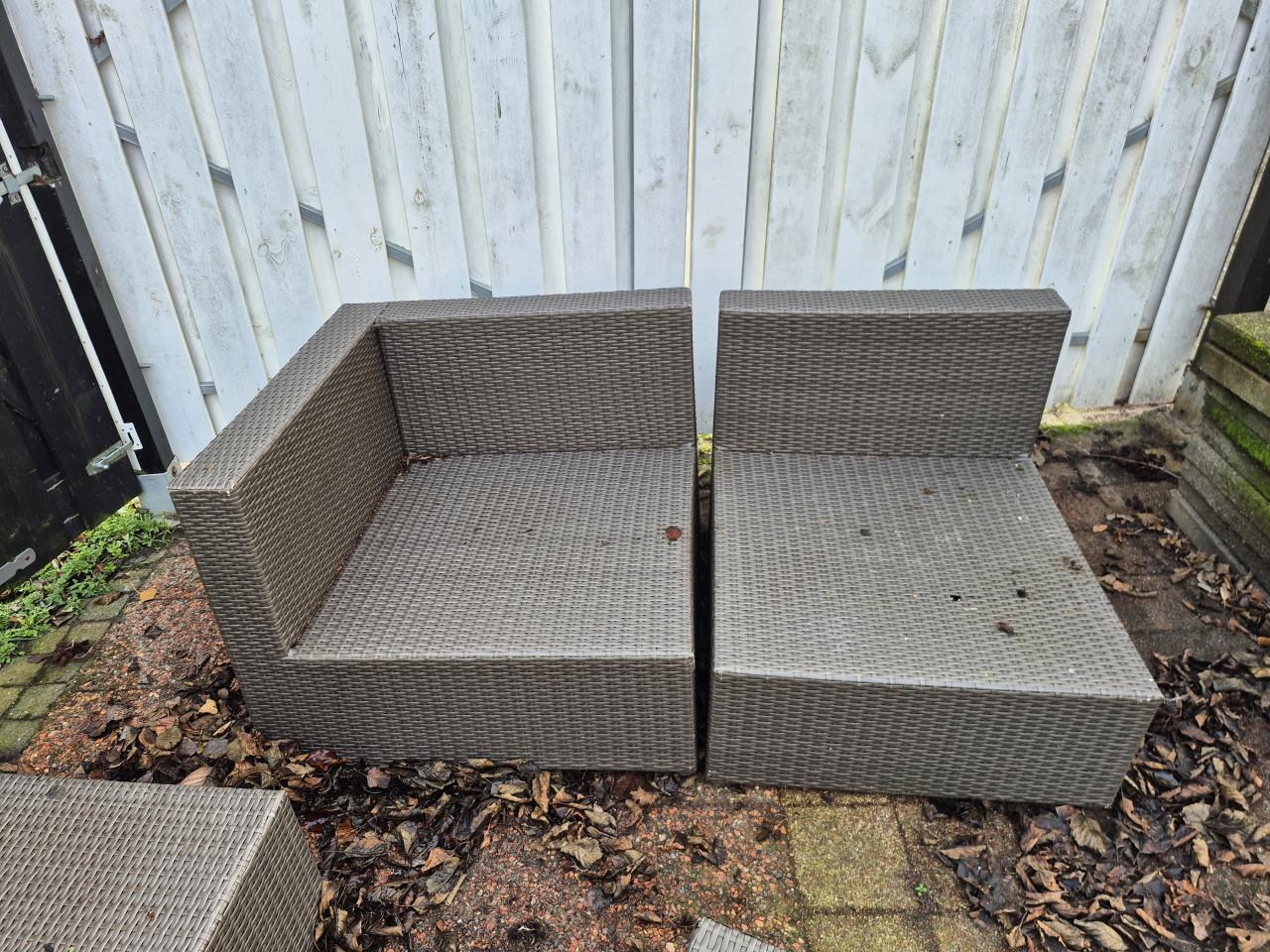 Loungeset gratis af te halen inclusief kussens