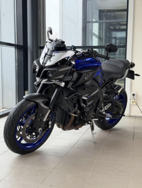 Yamaha MT-10,Naked Bike