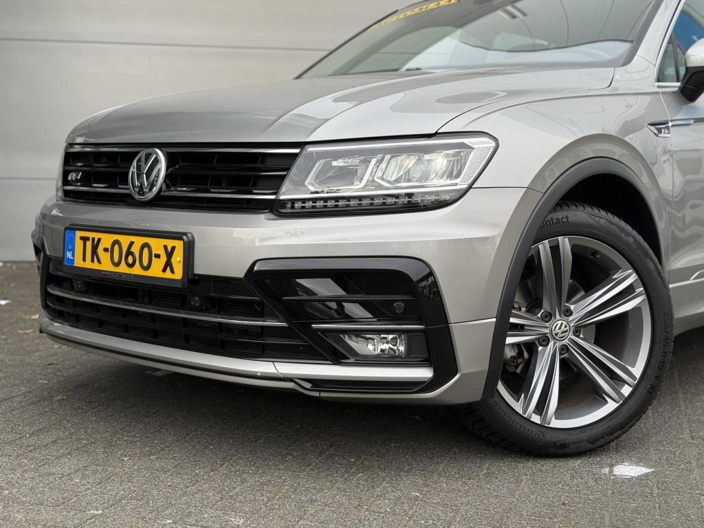 Volkswagen Tiguan 1.4 tsi 4motion highline r-line 1800kg/leder/digital/r-li