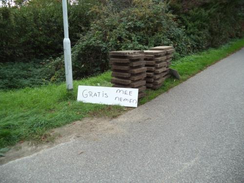 Gratis tegels 40x60x6