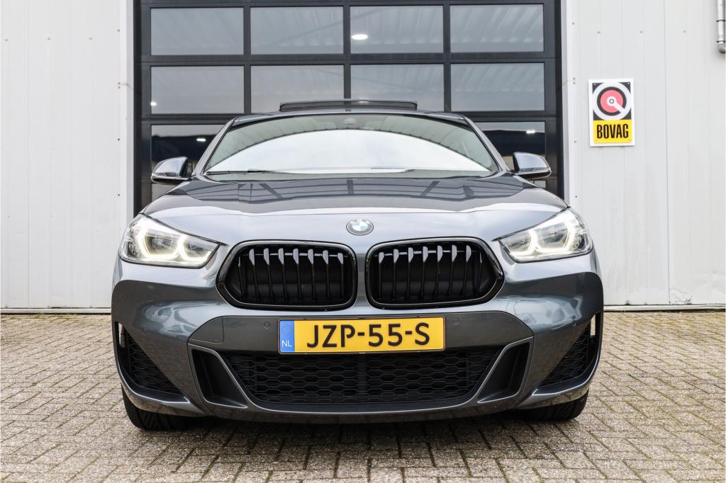 BMW X2 xdrive25e m sport pano i 18inch i hud