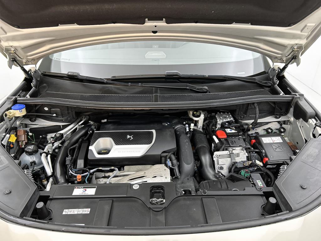 Ds Ds 7 crossback e-tense 300pk 4x4 automaat louvre | leder | adaptive crui