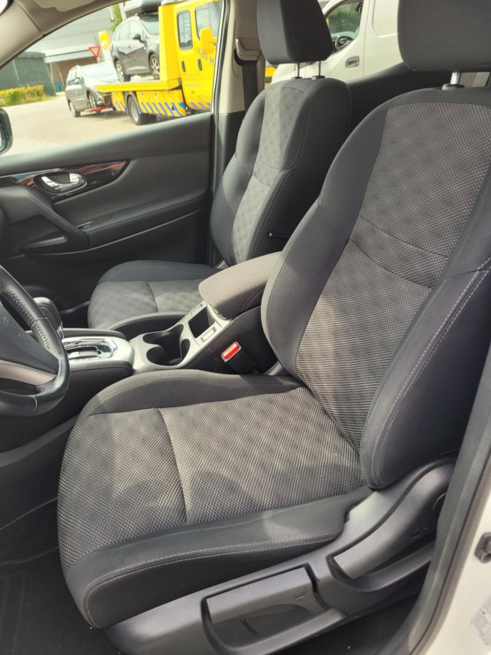 Nissan Qashqai 1.2 n-vision automaat panoramadak 360 camera navi