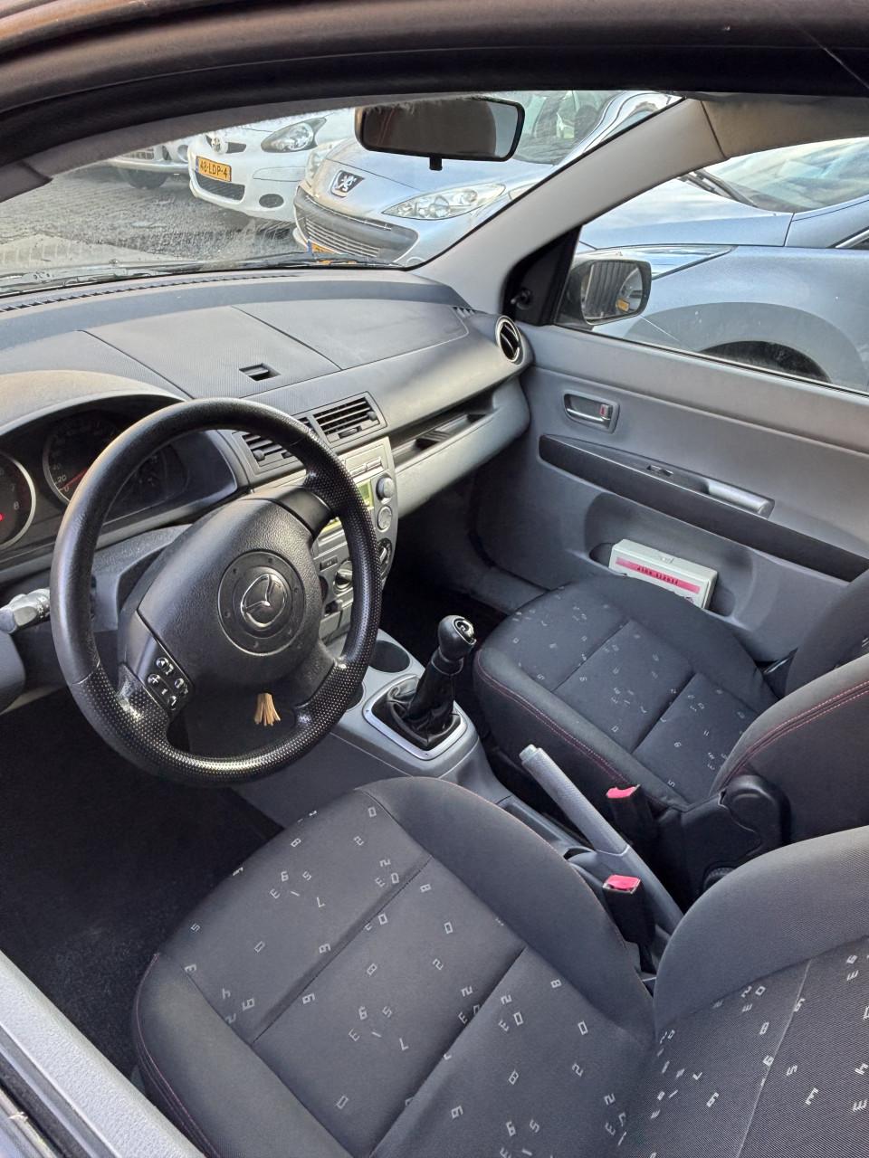 Mazda 2 weinig kilometers !